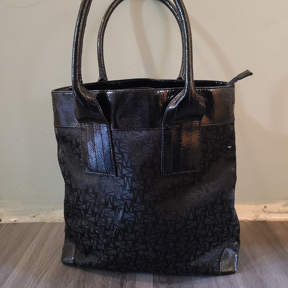 Mexx Purse - Picture 4 of 9